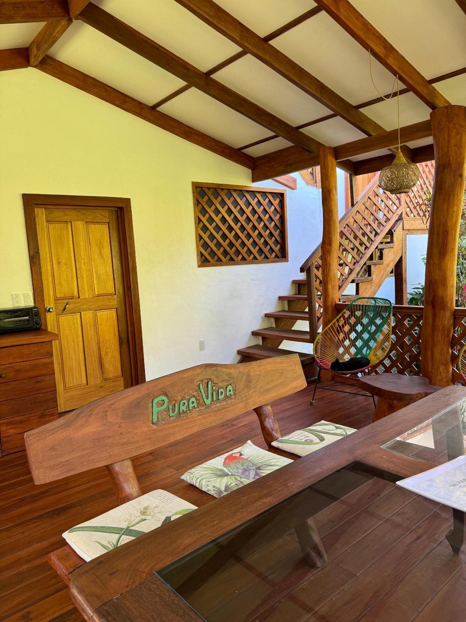 Passion Fruit Lodge Cahuita Eksteriør bilde