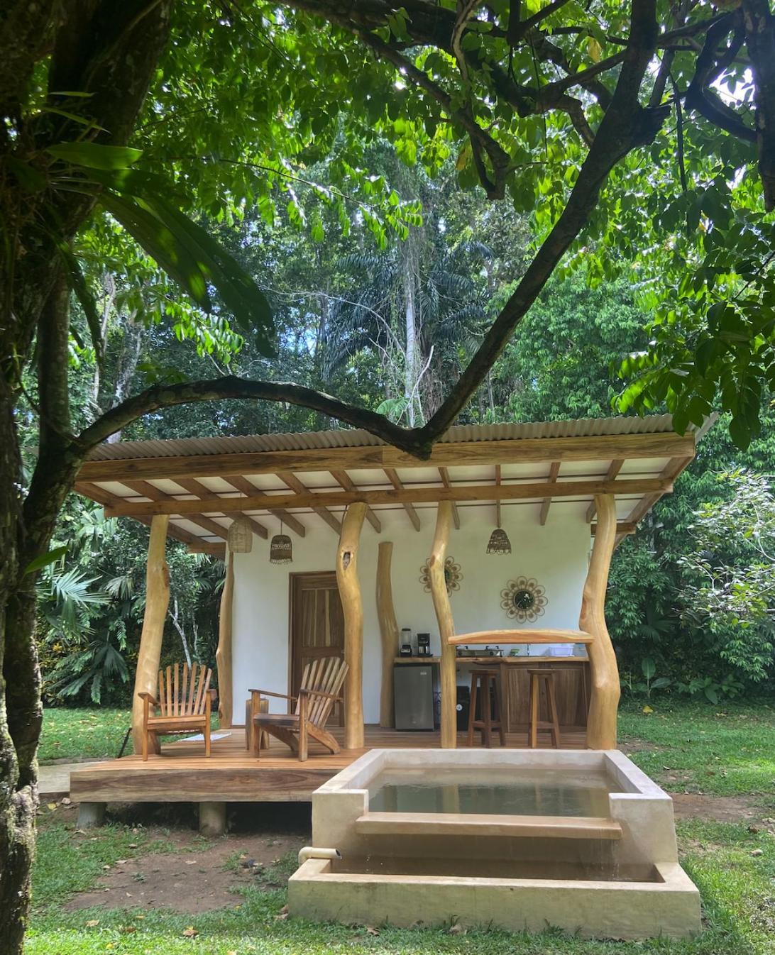 Passion Fruit Lodge Cahuita Eksteriør bilde