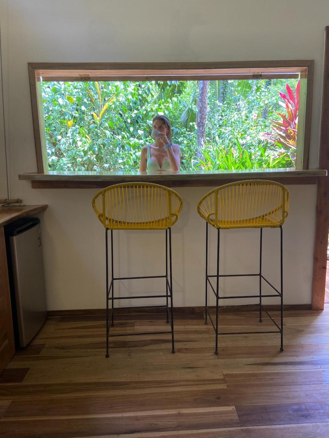 Passion Fruit Lodge Cahuita Eksteriør bilde
