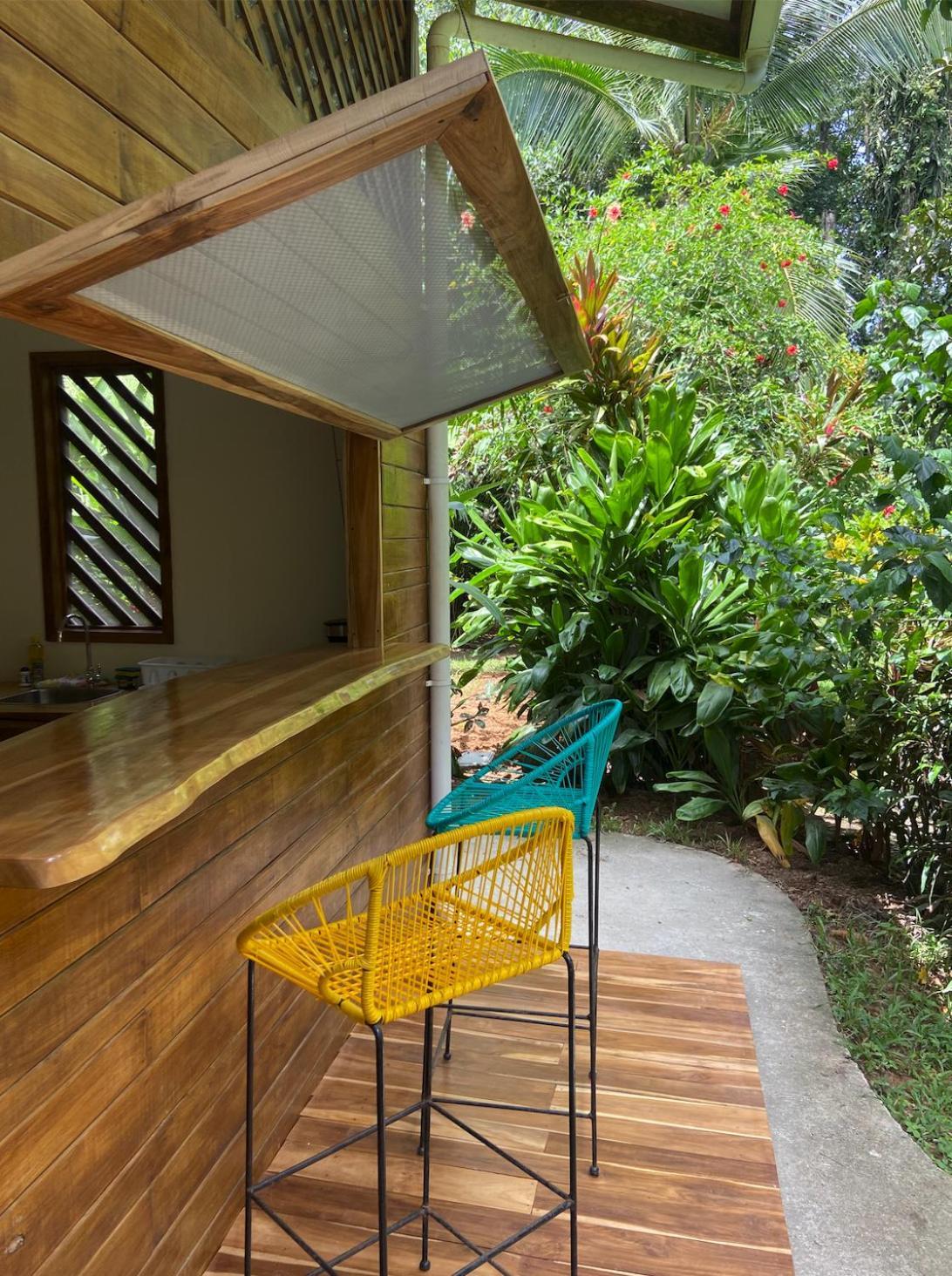 Passion Fruit Lodge Cahuita Eksteriør bilde
