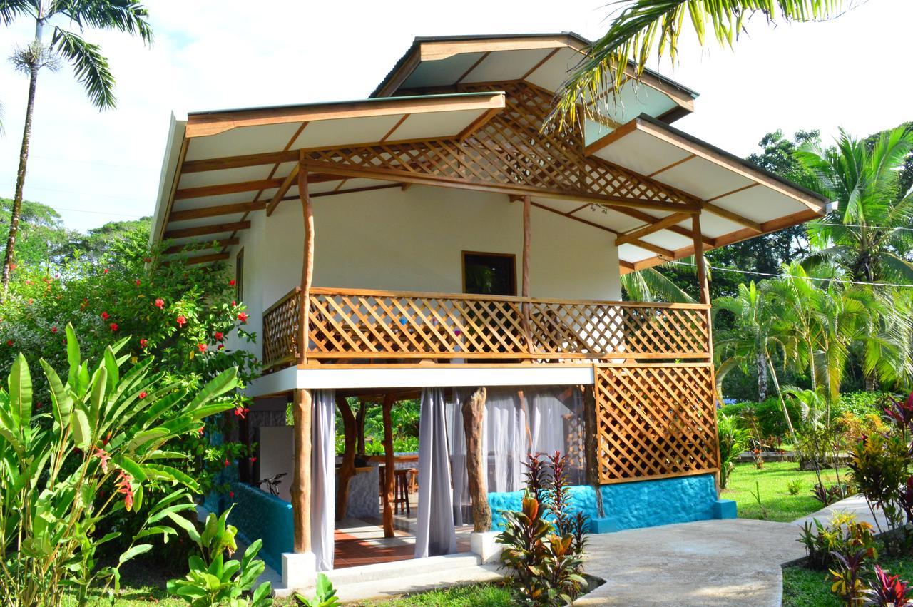 Passion Fruit Lodge Cahuita Eksteriør bilde
