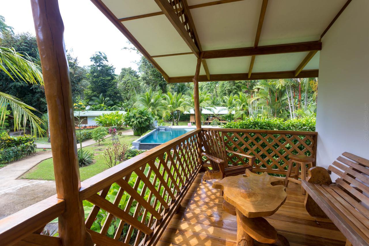 Passion Fruit Lodge Cahuita Eksteriør bilde