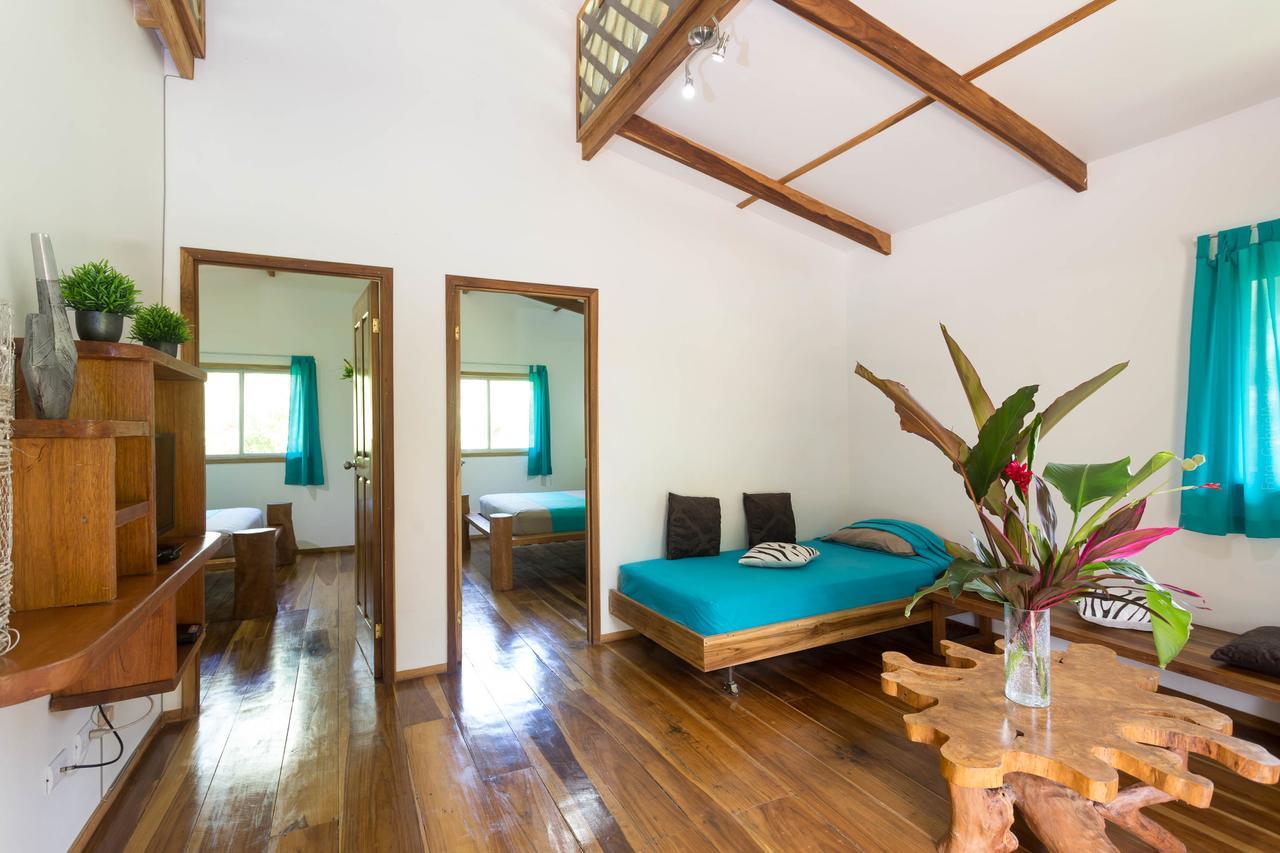 Passion Fruit Lodge Cahuita Eksteriør bilde