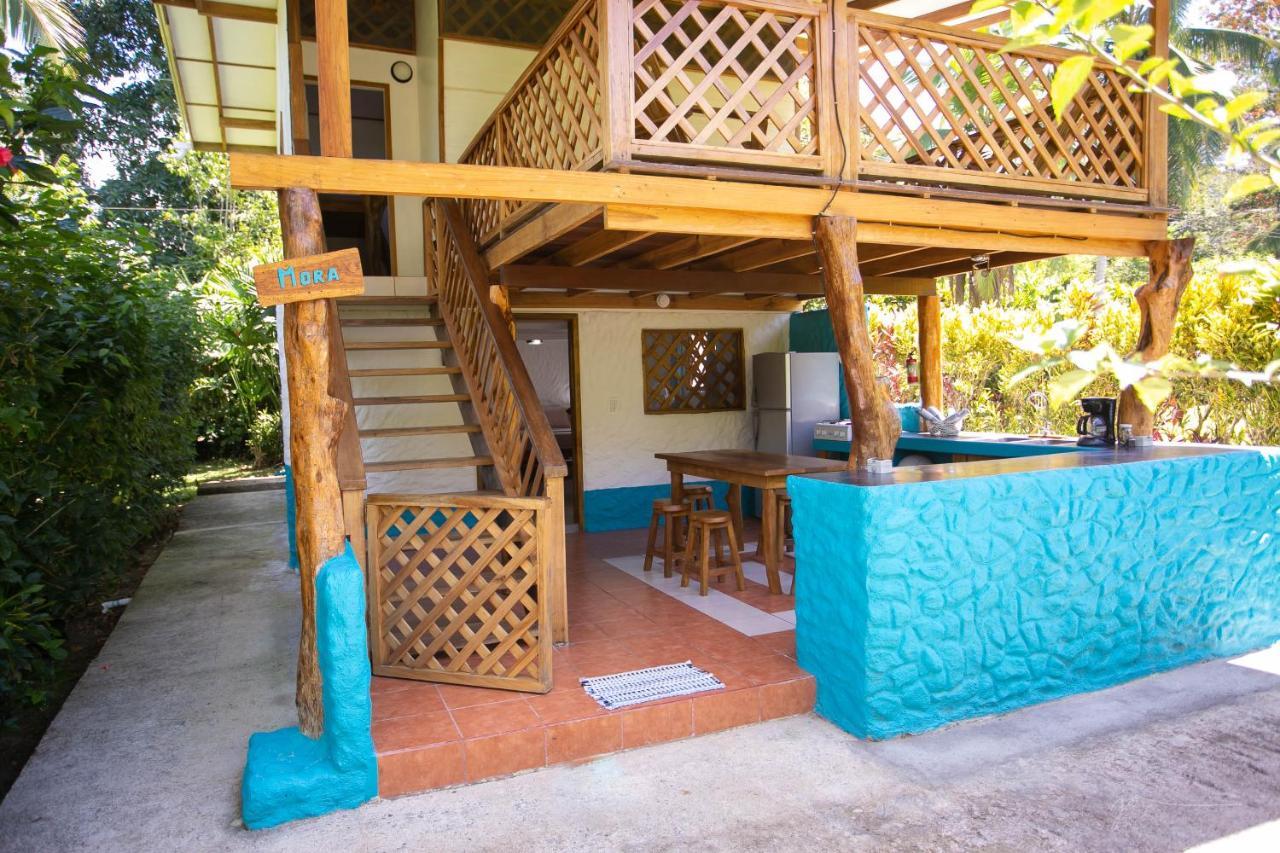 Passion Fruit Lodge Cahuita Eksteriør bilde